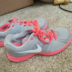 Size 8.5 woman's Nike sneakers
